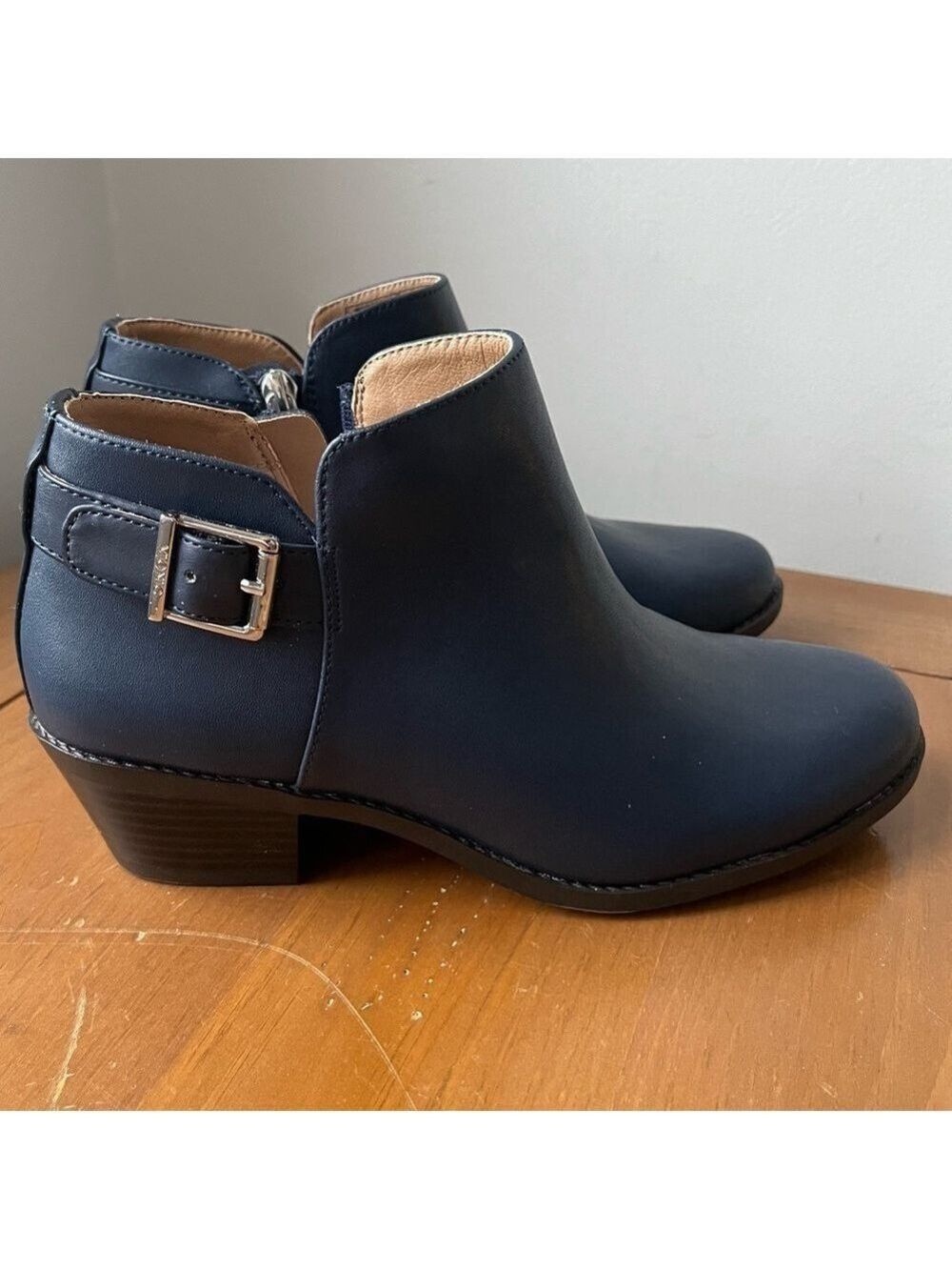 Vionic Women’s Joy Millie Leather Ankle Boots with Buckle Navy 7 - Picture 4 of 13